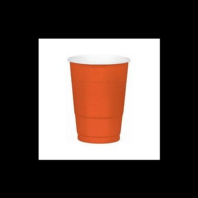 Copo descartável de plástico laranja com textura quadriculada