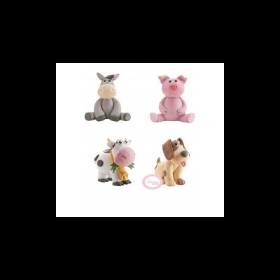 Quatro figuras de animais de brinquedo de cores diferentes em fundo branco