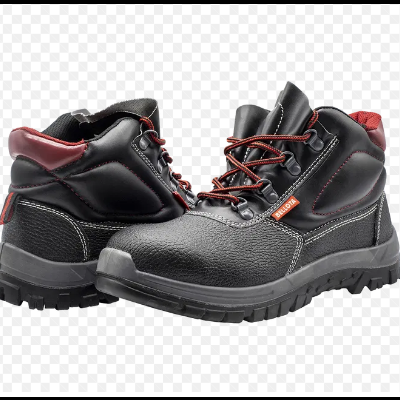 Botas de segurança pretas com detalhes em vermelho