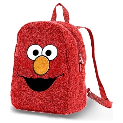 Mochila vermelha felpuda com rosto sorridente e olhos grandes