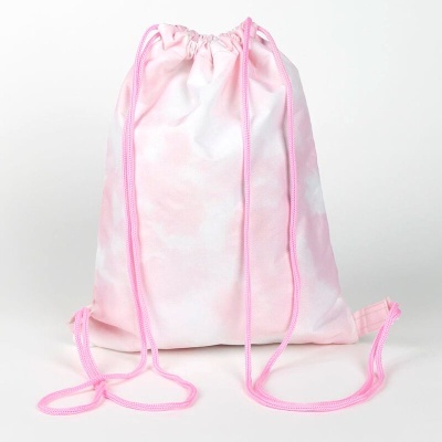 Mochila saco rosa com padrão tie-dye branco e cordões cor-de-rosa