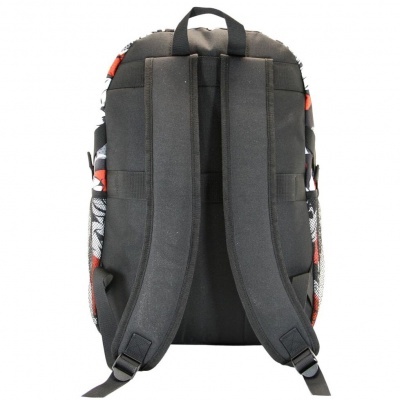 Mochila preta com detalhes em branco e laranja vista de trás