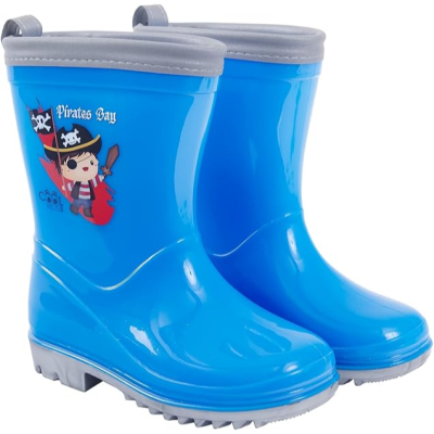 Botas de chuva azuis de criança com pirata e texto 'Pirates Bay' na lateral
