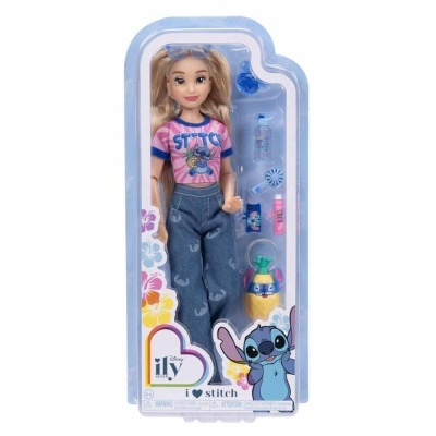 Boneca ILY Disney I Love Stitch com roupa casual e acessórios numa embalagem transparente decorada.