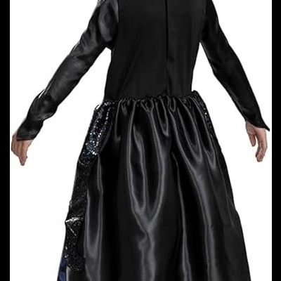 Vestido comprido preto com mangas longas em criança de costas