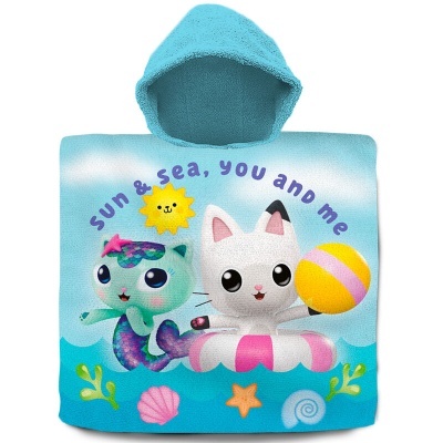 Poncho infantil azul claro com desenho de gato e ser marinho e texto sun & sea, you and me