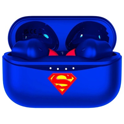 Auriculares sem fios azuis com estojo azul e símbolo do Superman