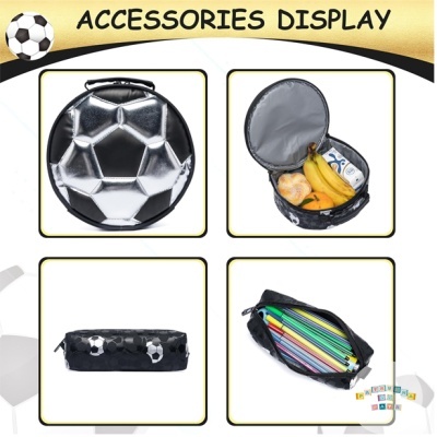 Conjunto escolar com padrão de bolas de futebol em preto e branco