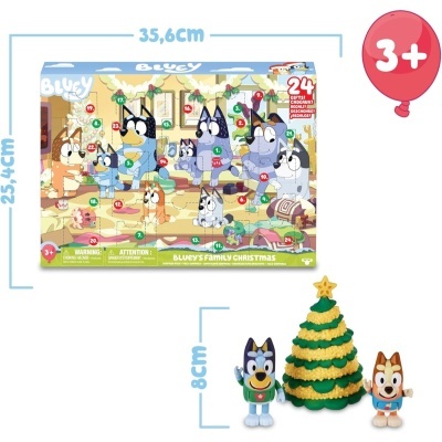 Caixa do calendário do advento Bluey com figuras e árvore de Natal em brinquedo.