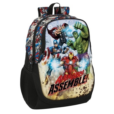 Mochila dos Vingadores com personagens e texto Avengers ASSEMBLE!