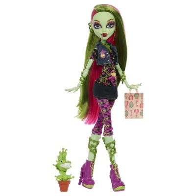 Boneca de moda verde com cabelo longo verde e rosa e acessórios coloridos
