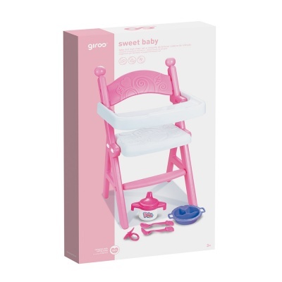 Cadeira de bebé rosa e branca com acessórios de cozinha em embalagem