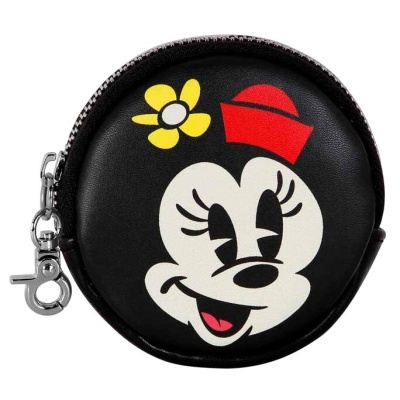 Bolsa redonda preta com estampa da Minnie Mouse e fecho éclair