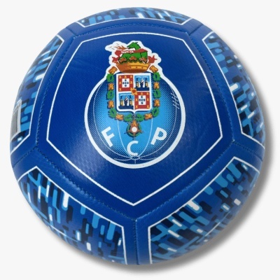 Bola de futebol azul com emblema do FC Porto no centro