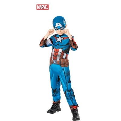 Criança vestida com fato do Capitão América da Marvel