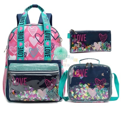 Conjunto mochila, lancheira e estojo com padrão de corações e detalhes translúcidos coloridos