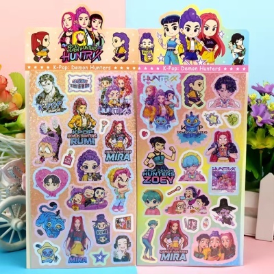 Dois pacotes de autocolantes K-Pop Demon Hunters Hunterx com personagens de anime e cores vibrantes