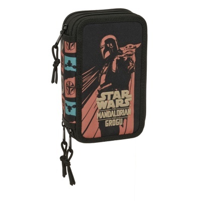 Estojo preto têxtil com imagem de Mandalorian e Grogu e texto Star Wars The Mandalorian and Grogu