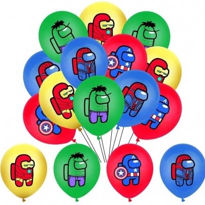 Balões coloridos com personagens de videojogos e super-heróis