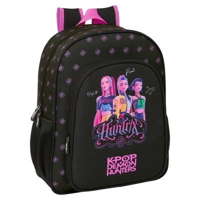 Mochila preta com estampa rosa e personagens femininas, alças rosa e bolsos laterais em rede