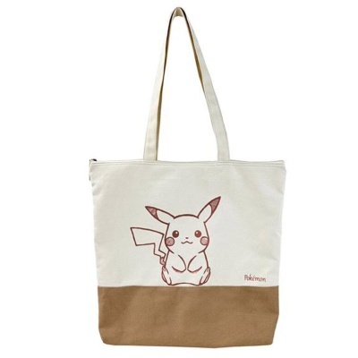 Mala tote branca e castanha com desenho do Pikachu e texto Pokémon