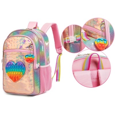 Mochila infantil rosa brilhante com coração pop-it colorido e alças acolchoadas