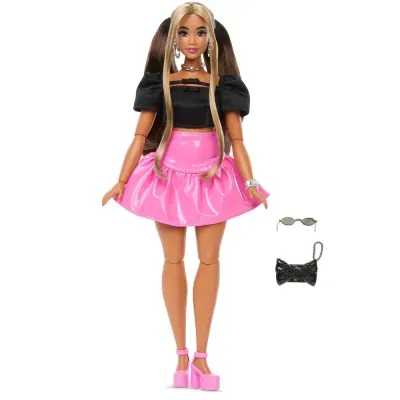 Boneca fashion com roupa preta e rosa e acessórios