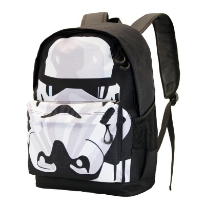 Mochila preta com estampa de capacete Stormtrooper e bolso frontal