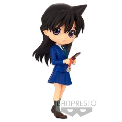 Figura de vinil Banpresto com uniforme azul e cabelo preto