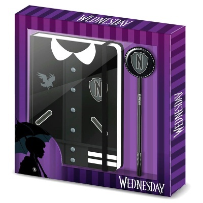 Conjunto de escrita 'Wednesday' com caderno preto e branco e marcador