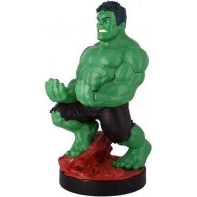 Figura de ação do Hulk verde com calções roxos numa base de rochedo