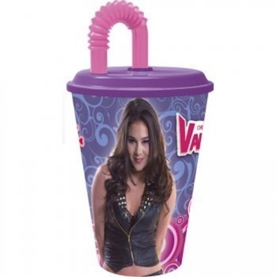 Copo plástico roxo com tampa e canudo rosa com imagem de mulher e texto