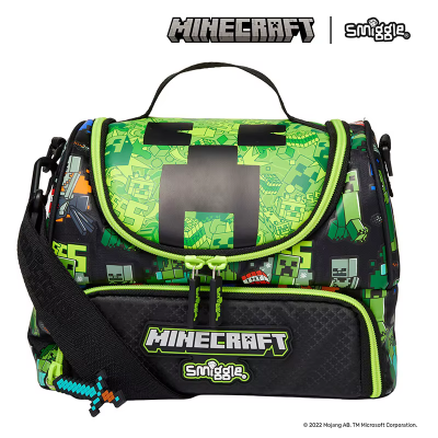 Mochila escolar Minecraft preto e verde com personagens pixelizadas e alça ajustável