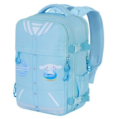 Mochila azul clara com personagem e padrões de camisa