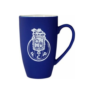 Caneca azul com logótipo branco do Futebol Clube do Porto