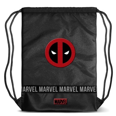 Mochila saco preta com logotipo Deadpool e texto Marvel