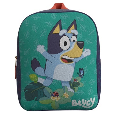 Mochila infantil azul e verde com imagem do personagem Bluey e padrão de folhas e insetos.