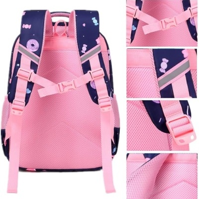 Mochila rosa com padrão de doces e alças ajustáveis