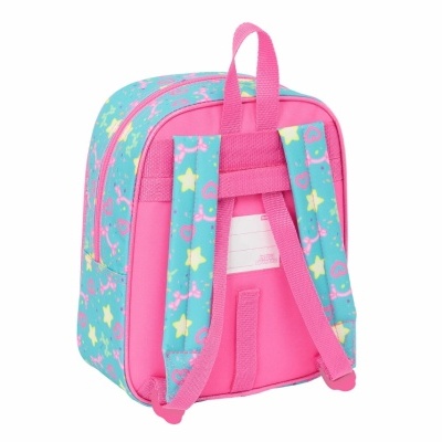 Mochila infantil colorida com padrão de estrelas e conchas e alças cor-de-rosa