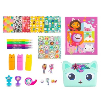 Conjunto colorido de material escolar com cadernos, canetas, estojos em forma de gato, carimbos, adesivos e bolsa de gato turquesa