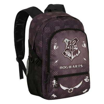 Mochila preta com brasão de Hogwarts e texto HOGWARTS com alças acolchoadas