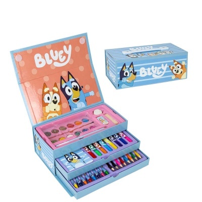Conjunto de arte Bluey com tintas, lápis e pincéis em caixa azul