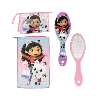 Conjunto infantil com mala, toalha e escova de cabelo com personagens de desenho animado em tons rosa e azul