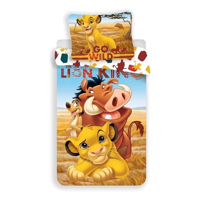 Jogo de cama infantil O Rei Leão com personagens animadas e texto GO WILD e THE LION KING