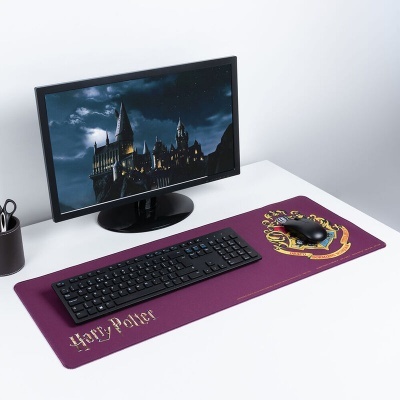 Tapete de rato Harry Potter roxo com teclado, rato e monitor