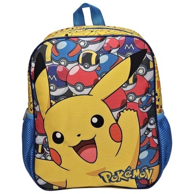 Mochila infantil Pokémon com Pikachu e Pokébolas coloridas.