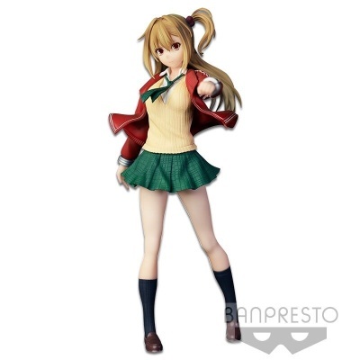 Figura de ação feminina com roupa escolar e pose dinâmica