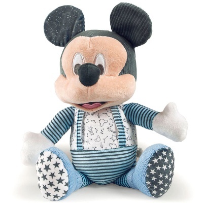 Pelúcia do rato Mickey com roupa azul riscada e estrelas nos sapatos