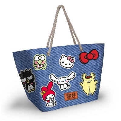 Saco de tecido azul com personagens da Hello Kitty e alças de corda