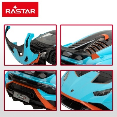 Detalhes de um carro de brinquedo azul e preto com detalhes laranja da marca RASTAR